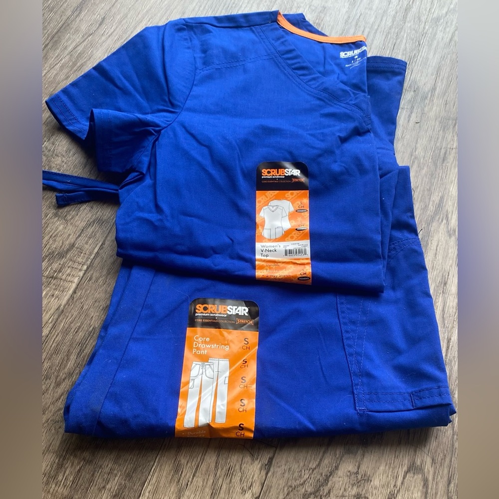 Size small scrubs